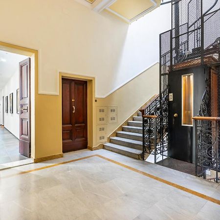 San Marco White Appartamento Luxury Con Garage Su Richiesta Florenz Exterior foto
