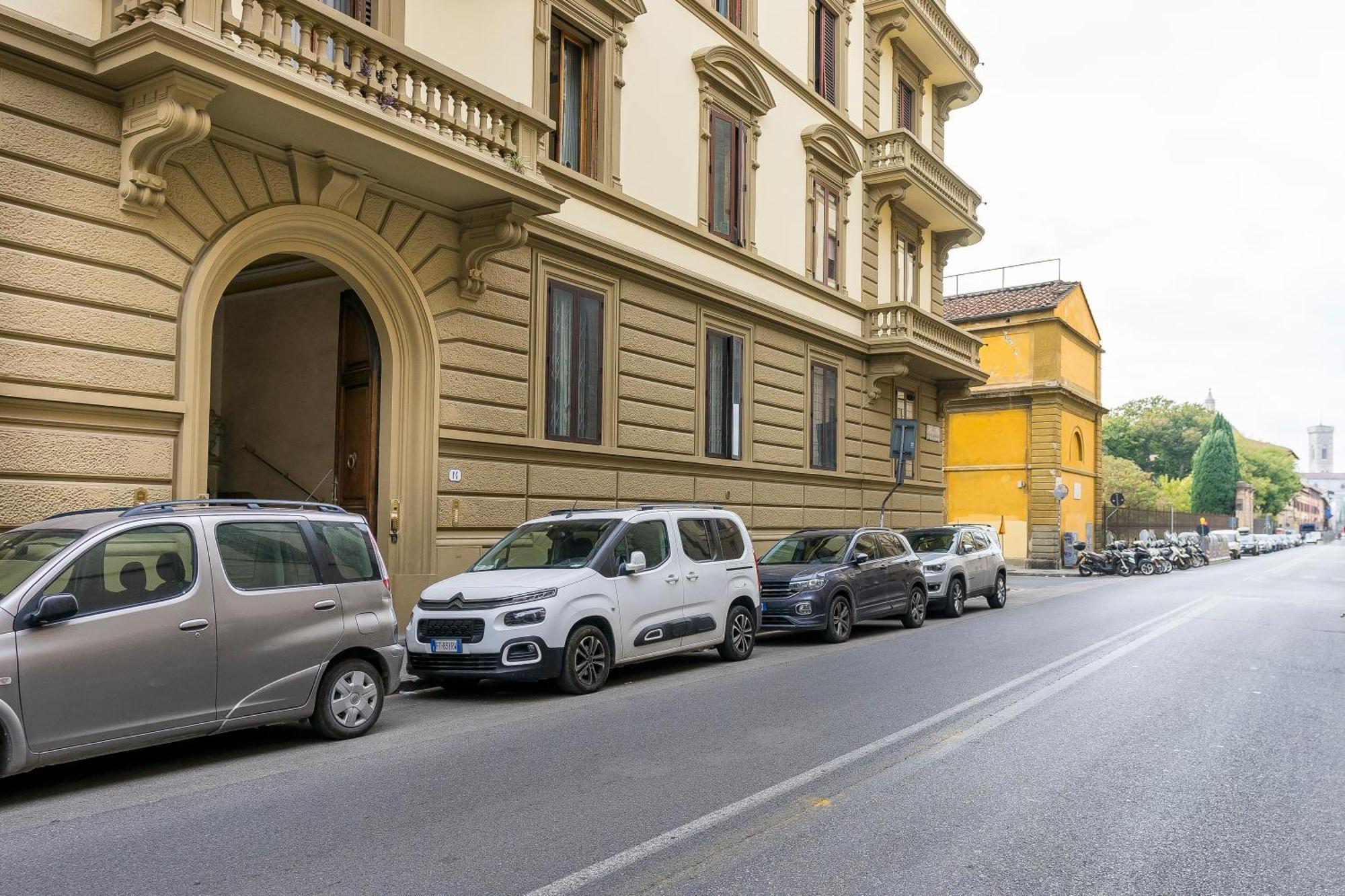 San Marco White Appartamento Luxury Con Garage Su Richiesta Florenz Exterior foto